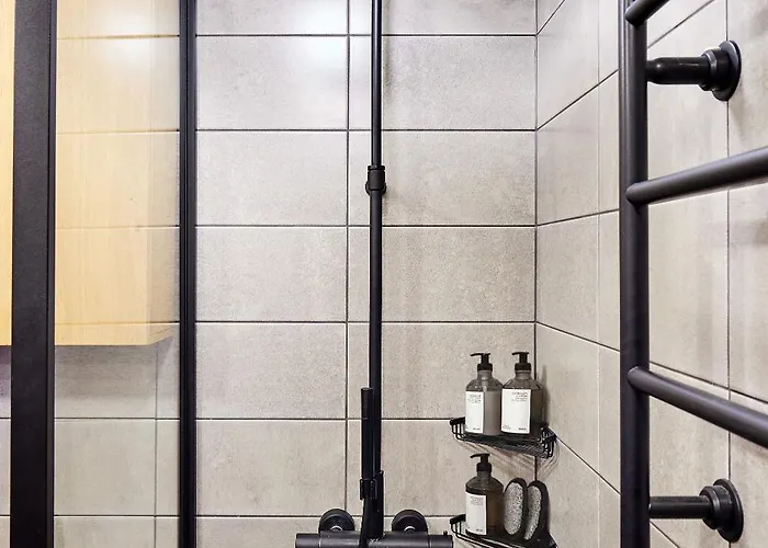 Design District Gem, Private Sauna شقة هلسنكي